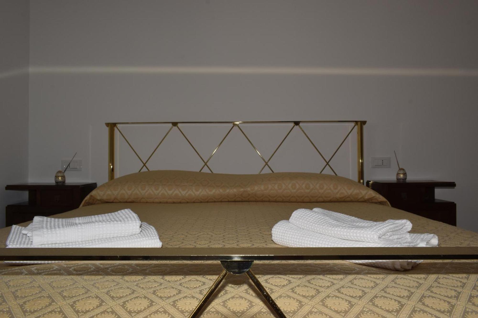 Il Borgo Civ.15 Hotell Paola Exteriör bild