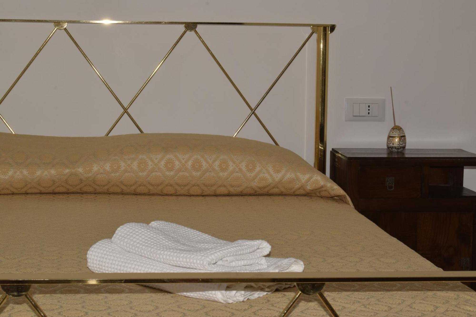 Il Borgo Civ.15 Hotell Paola Exteriör bild