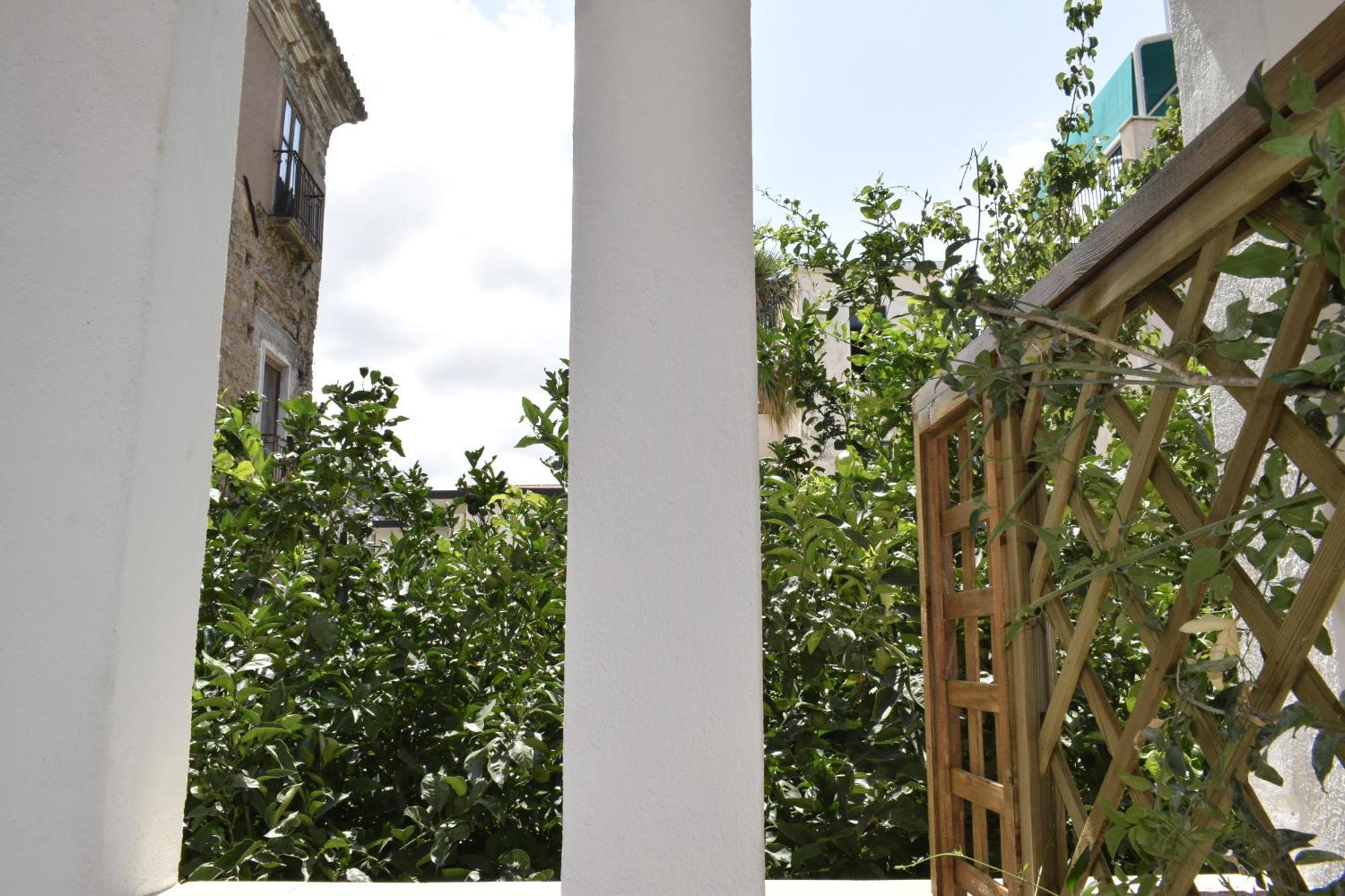 Il Borgo Civ.15 Hotell Paola Exteriör bild